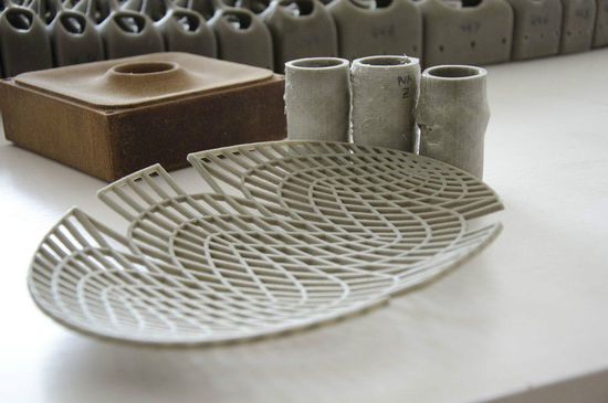 設計師3D打印水泥制作的波浪狀花朵館