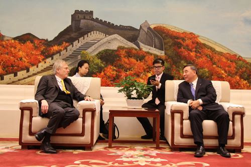 宋志平會見奧地利奧鎂（RHI）集團(tuán)代表團(tuán)